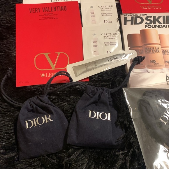 Large Dior Heavy Skincare & Makeup Sample Bundle - Picture 4 of 5